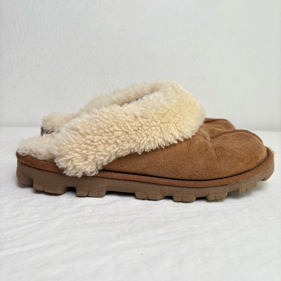 Cozy Shearling-Lined Brown Slippers - Picture 1 of 13